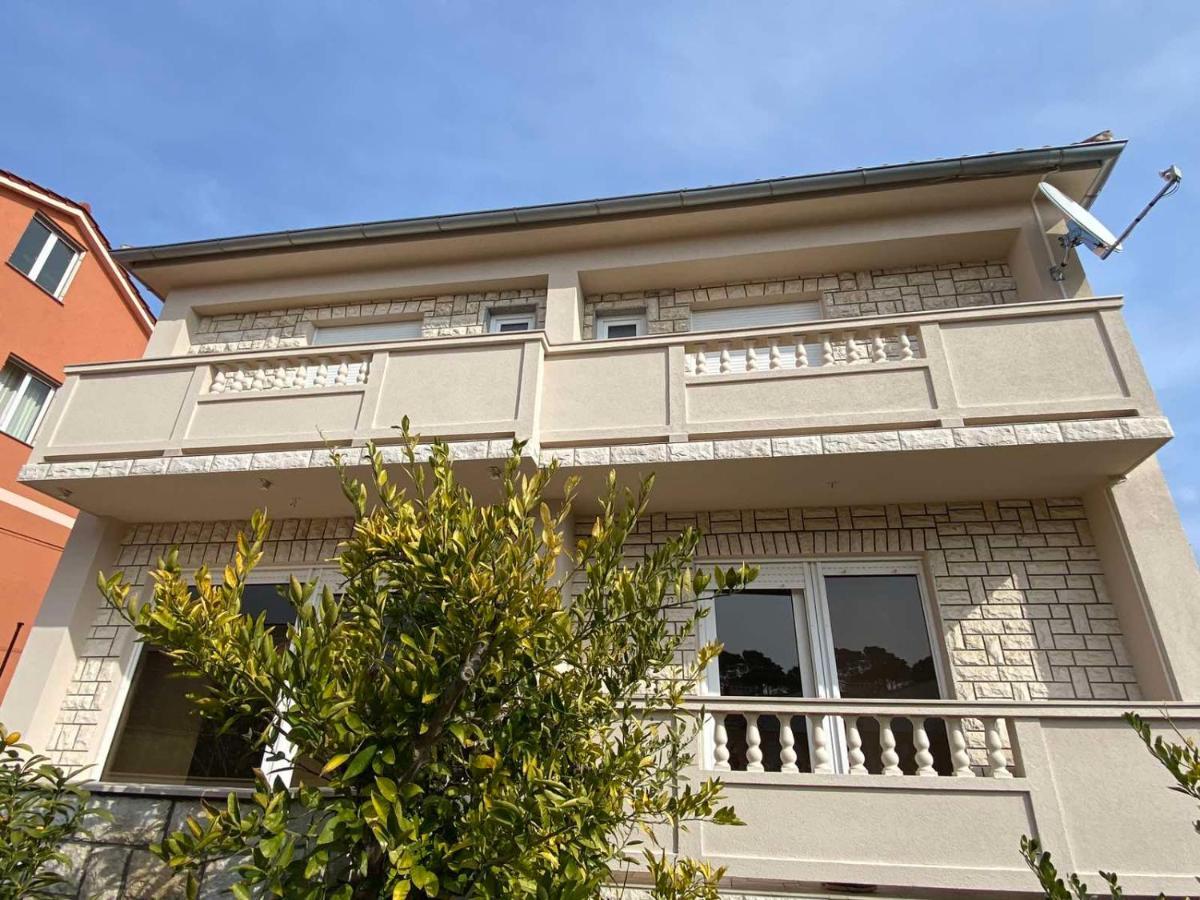 Apartman Branka Rab Town Extérieur photo